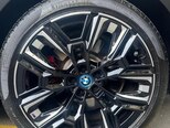 BMW i5-17