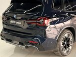 BMW iX3-6