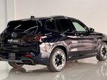 BMW iX3-5