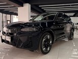BMW iX3-3