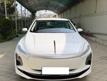 Hongqi E-QM5-1