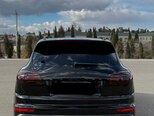 Porsche Cayenne S-8