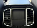 Porsche Cayenne S-19