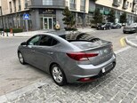 Hyundai Elantra-9