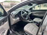 Hyundai Elantra-15