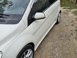 Mercedes B 180-4