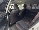 Toyota Corolla Fielder-8