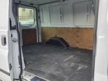Ford Transit-11
