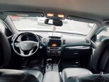 Kia Sorento-8