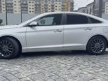 Hyundai Sonata-6