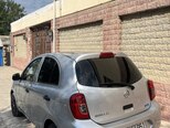 Nissan March-3