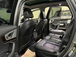 Audi Q7-19