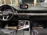 Audi Q7-12