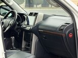 Toyota Land Cruiser Prado-10