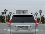 Toyota Land Cruiser Prado-4