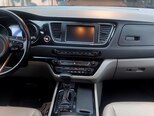 Kia Carnival-16
