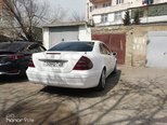Mercedes E 220-5