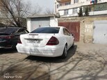 Mercedes E 220-3