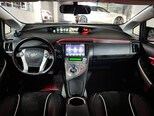Toyota Prius-14