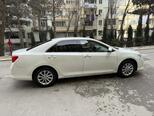 Toyota Camry-4