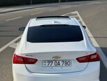 Chevrolet Malibu-8