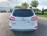 Hyundai Santa Fe-4