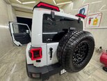 Jeep Wrangler-16