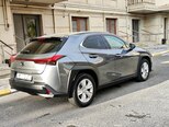 Lexus UX 200-7