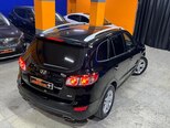 Hyundai Santa Fe-12
