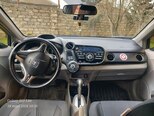 Honda Insight-3