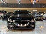Hyundai Genesis-2
