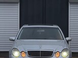 Mercedes E 270-1