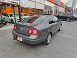 Volkswagen Passat-10