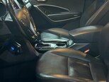 Hyundai Santa Fe-13