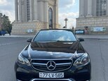 Mercedes E 220-1