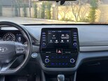 Hyundai IONIQ-12