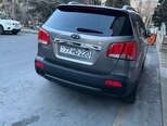 Kia Sorento-10