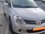 Nissan Tiida-2