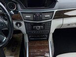 Mercedes E 220-13