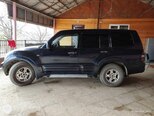 Mitsubishi Pajero-9
