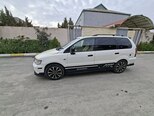 Mitsubishi Chariot-3