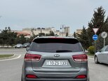 Kia Sorento-4