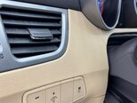 Hyundai Elantra-11