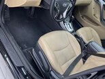 Hyundai Elantra-6