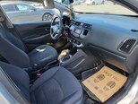 Kia Rio-5