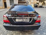 Mercedes E 220-2