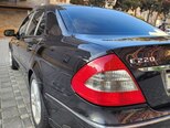 Mercedes E 220-8