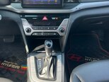 Hyundai Elantra-11