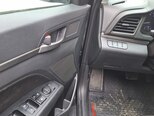 Hyundai Elantra-14