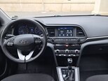 Hyundai Elantra-15